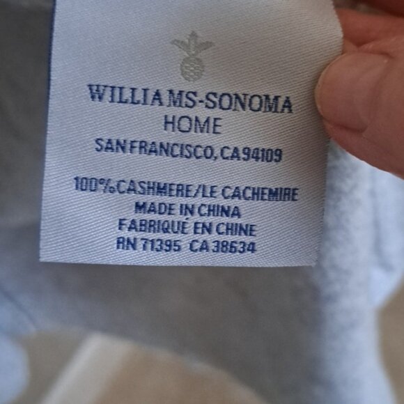 William Sonoma Premium Cashmere long  Duster Robe Cardigan Roll collar pockets L - Picture 3 of 8